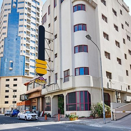 Oyo 118 Revira Hotel Manamah Buitenkant foto